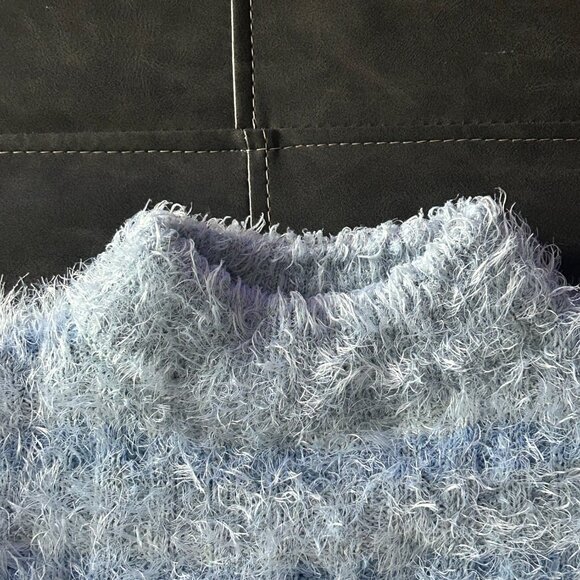 Candie's blue striped crop fuzzy sweater, size large - Picture 7 of 9